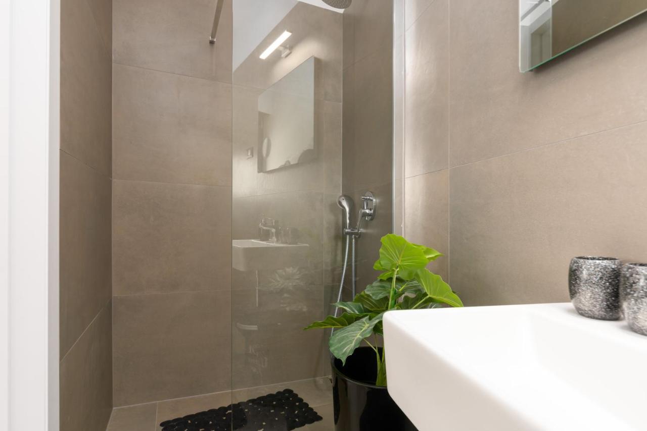 Villa Casa Nera - Luxury&Style à Funtana Extérieur photo
